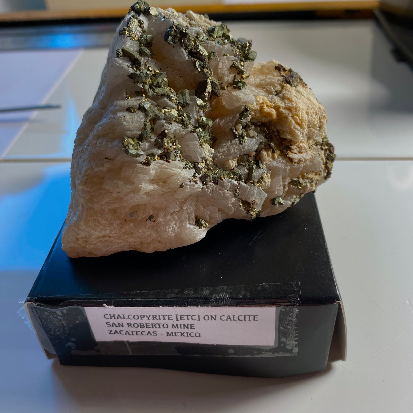 CHALCOPYRITE ON CALCITE - SAN ROBERTO MINE, ZACATECAS, MEXICO 240g MF3155