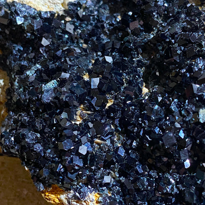 MELANITE GARNET : NEW IDRA MINING DISTRICT, SAN BENITO , CALIFORNIA, U.S.A. 240g MF4686