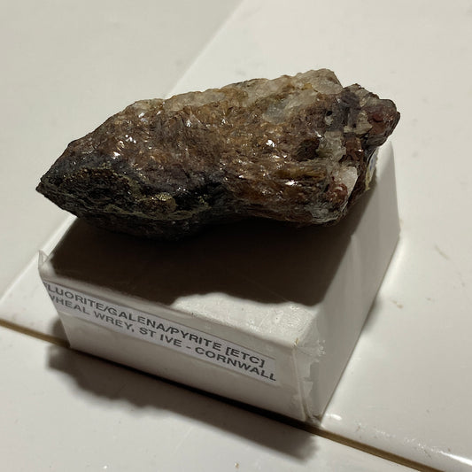 FLUORITE/GALENA ETC : WHEAL RAY, ST IVE, CORNWALL 39g MF4674