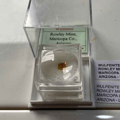 WULFENITE SEMI-MICRO SPECIMEN - ROWLEY MINE, ARIZONA,  U.S.A.  0.40Ct MF650