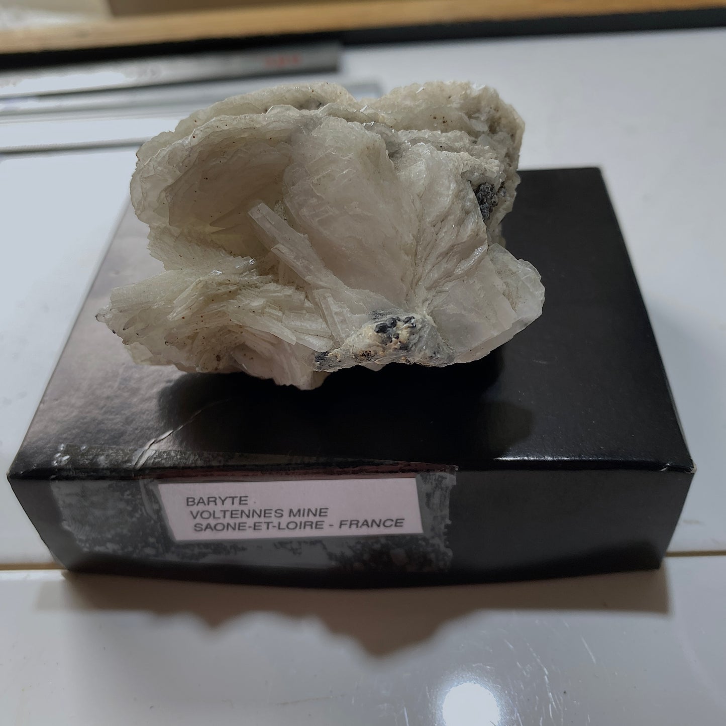BARYTE - VOLTENNES MINE, SAONE-ET-LOIRE, FRANCE 214g MF657
