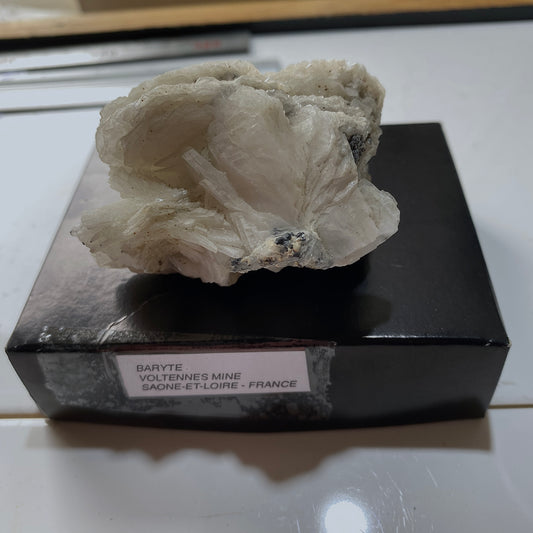 BARYTE - VOLTENNES MINE, SAONE-ET-LOIRE, FRANCE 214g MF657