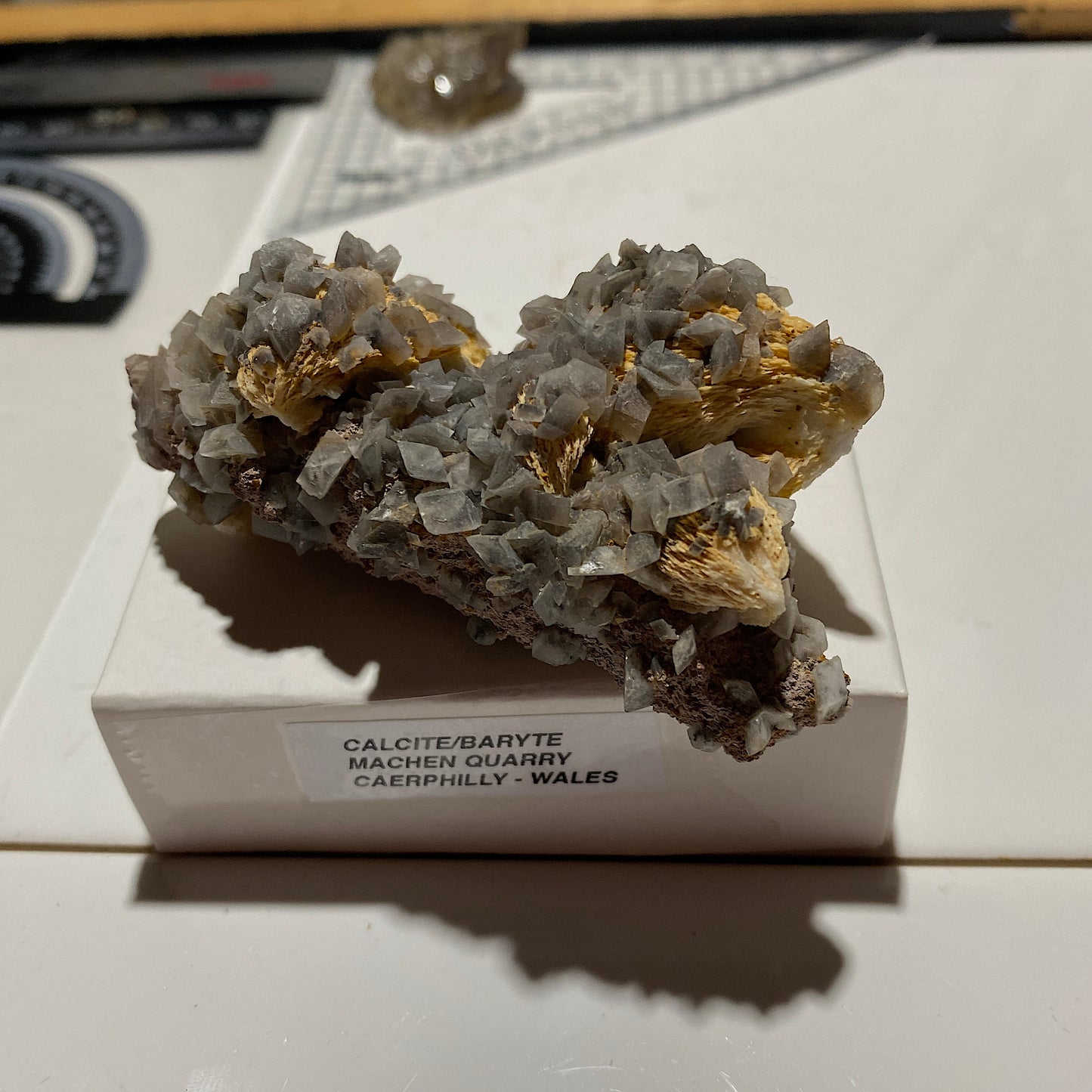 BARYTE/CALCITE : MACHEN QUARRY,CAERPHILLY, WALES. 107g MF4688