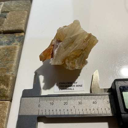 RARE CHALCEDONY : TREVASCUS MINE, CARNHELL GREEN, CORNWALL  35g MF5362