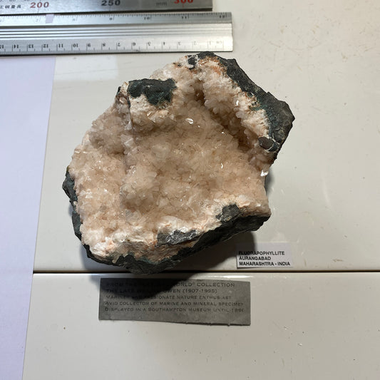 FLUORAPOPHYLLITE - AURANGABAD, MAHARASHTRA, INDIA. 757g MF662