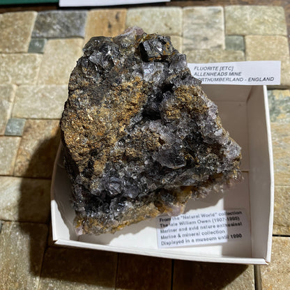 FLUORITE [ETC] : ALLENHEADS MINE, ALLENDALE, NORTHUMBERLAND, ENGLAND 307g MF4673