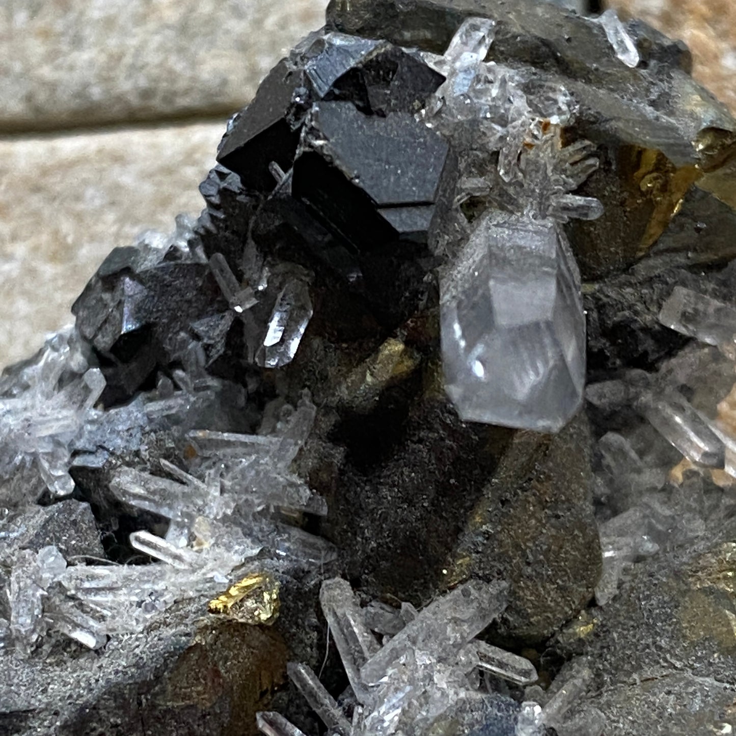 SPHALÉRITE/QUARTZ/CHALCOPYRITE/PYRITE DU PÉROU 48g MF621