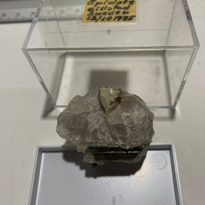 EPIDOTE IN QUARTZ - LIDKOPING, VASTRA GOTALAND, GILLSTAD, SWEDEN
