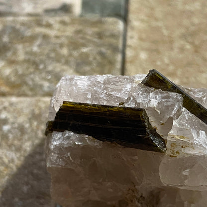 EPIDOTE IN QUARTZ - LIDKOPING, VASTRA GOTALAND, GILLSTAD, SWEDEN
