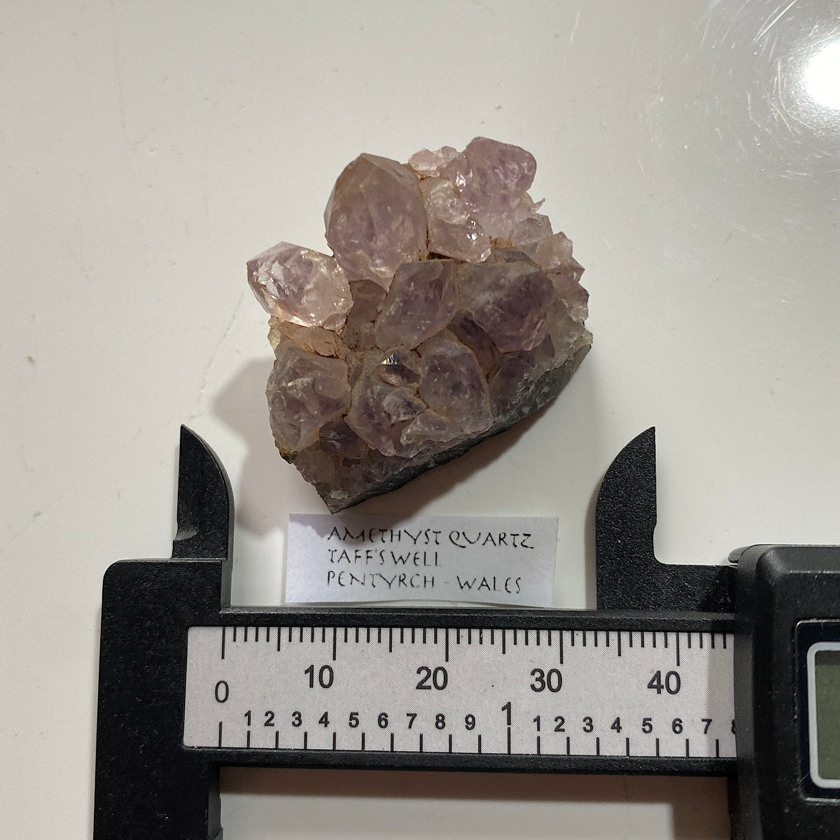 AMETHYST QUARTZ : TAFF'S WELL QUARRY, PENTYRCH, WALES  19g. MF5367