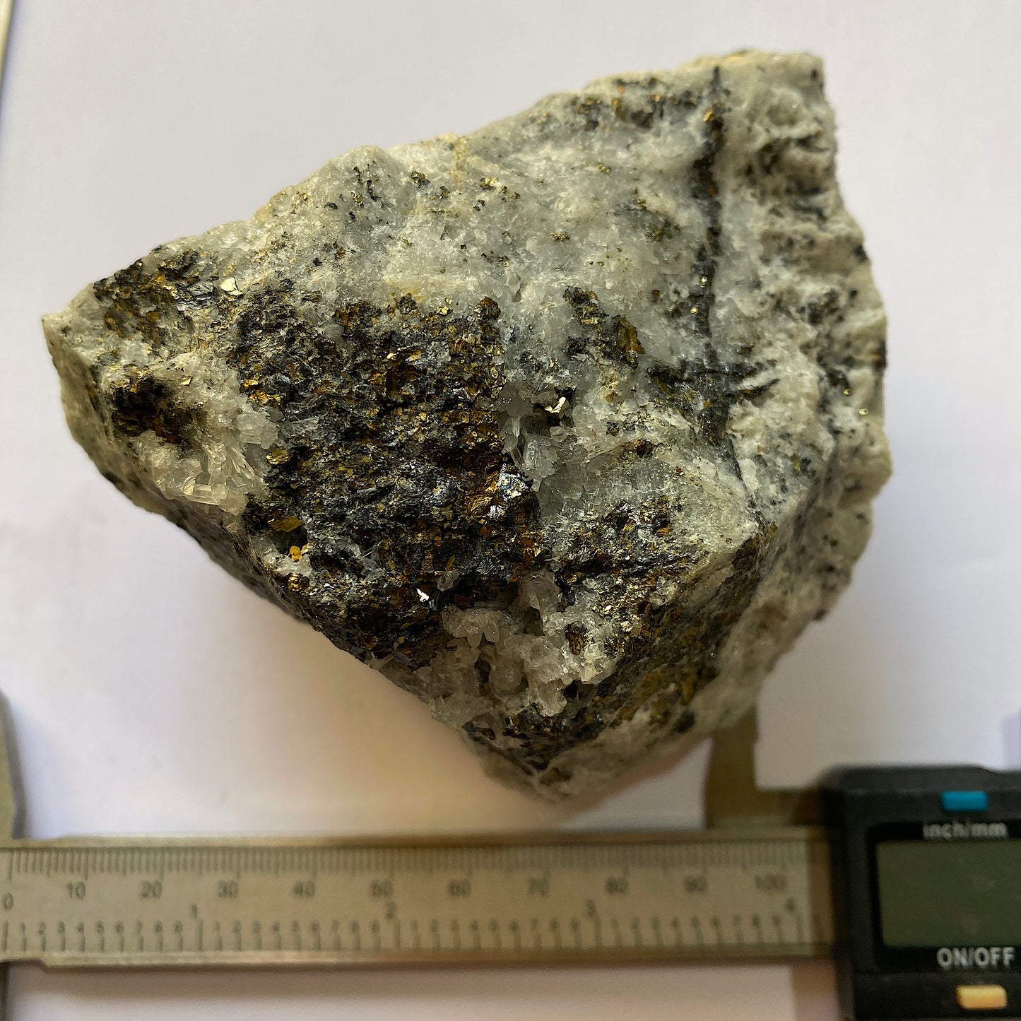 QUARTZ/SPHALERITE/PYRITE FROM SMALLCLEUGH MINE, CUMBRIA 533g MF607