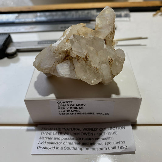 QUARTZ CRYSTAL ASSEMBLAGE : DINAS QUARRY, PEN Y DDINAS, LLANSAWEL, WALES  94g MF5369