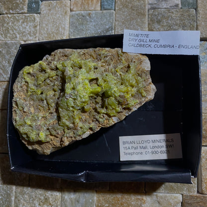 MIMETITE [ETC] - DRY GILL MINE, CALDBECK, ALLERDALE, CUMBRIA 234g MF648