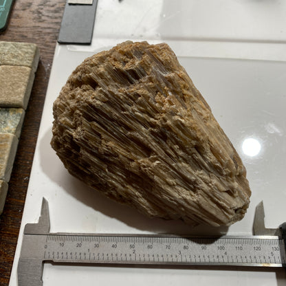 CALCITE : SUN VEIN, COLDSTONES QUARRY, GREENHOW, HARROGATE, YORKSHIRE 660g MF4689