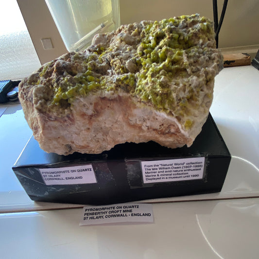PYROMORPHITE ON QUARTZ ST HILARY, CORNWALL SUBSTANTIAL 646g MF776