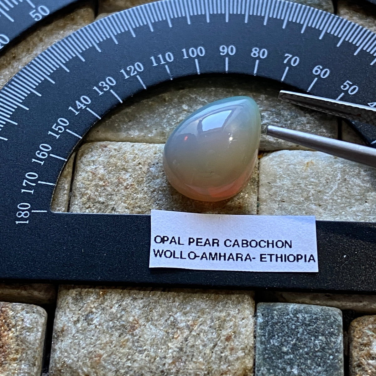 OPAL GEMSTONE : WOLLO, AMHARA, ETHIOPIA. 6.32Ct MFG4986