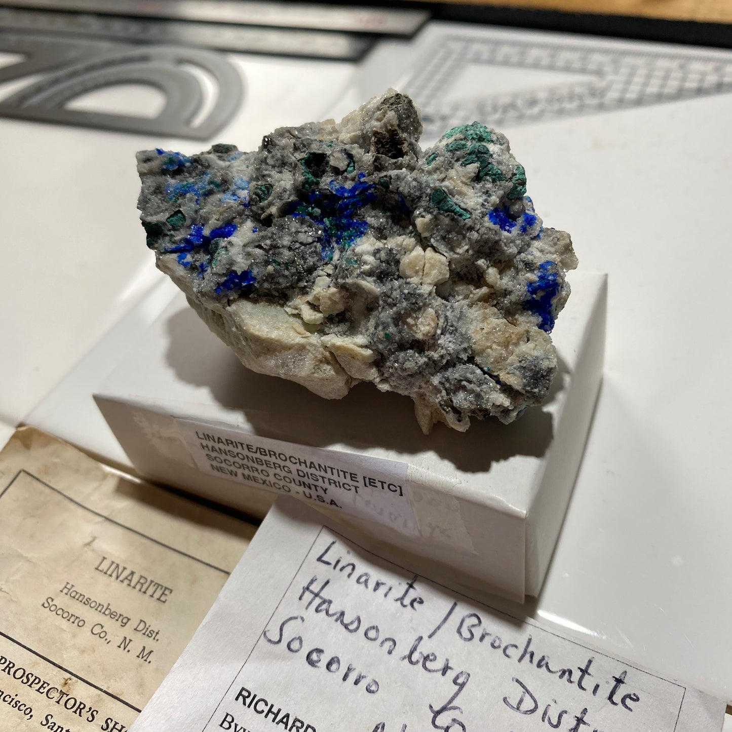 LINARITE WITH BROCHANTITE [ETC] : HANSONBERG DISTRICT, NEW MEXICO, U.S.A. 135g MF4692