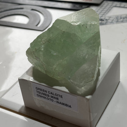 CALCITE [RARE GREEN] : TSUMEB MINE, OSHIKOTO, NAMIBIA. 89g MF4694
