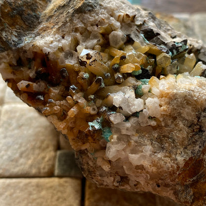 AURICHALCITE WITH QUARTZ/CHALCOPYRITE [ETC] - OJUELA MINE, MAPIMI, MEXICO 409g MF798
