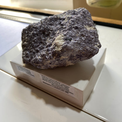 LEPIDOLITE WITH TRACES AUTUNITE - ALVARROES MINE, GUARDA. PORTUGAL MF715Z