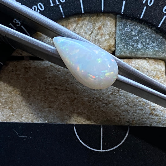 OPAL GEMSTONE NATURAL MINED : COOBER PEDY, AUSTRALIA. 1.05Ct. MFG4991