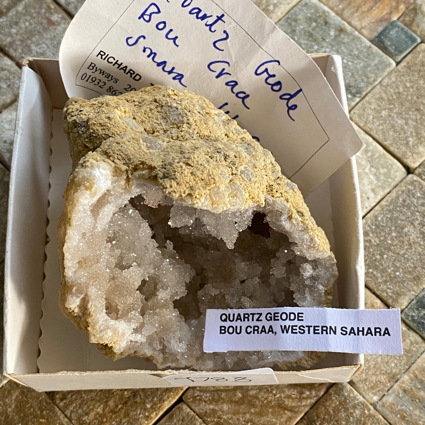 QUARTZ GEODE - BOU CRAA, WESTERN SAHARA, MOROCCO. 127g MF9788