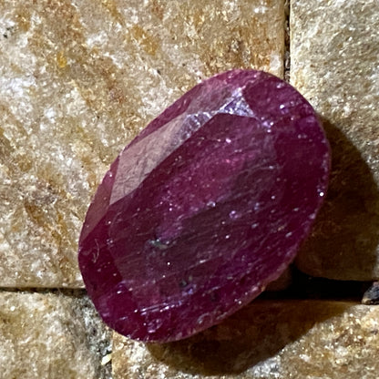 RUBY CORUNDUM NATURAL GEMSTONE LOW GRADE : WINZA, TANZANIA. 6.15Ct MFG4993