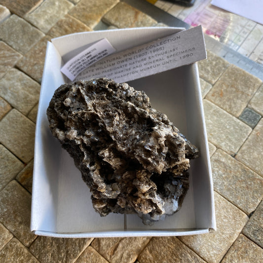 QUARTZ/CALCITE/MIMETITE ETC ROUGHTON GILL MINE, CUMBRIA 165g MF1470