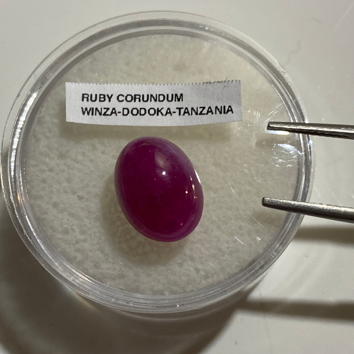 RUBY CORUNDUM NATURAL GEMSTONE : WINZA, DODOMA REGION, TANZANIA 8.55Ct MFG4994
