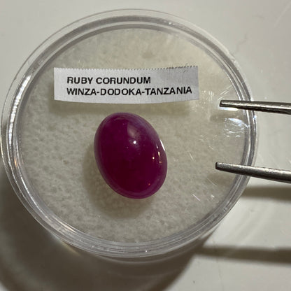 RUBY CORUNDUM NATURAL GEMSTONE : WINZA, DODOMA REGION, TANZANIA 8.55Ct MFG4994