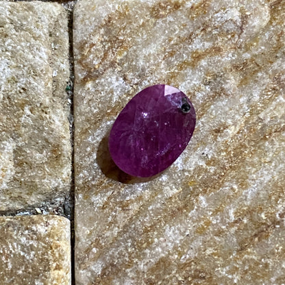 RUBY CORUNDUM NATURAL GEMSTONE : CHANTHABURI PROVINCE, THAILAND 1.45Ct MFG4995