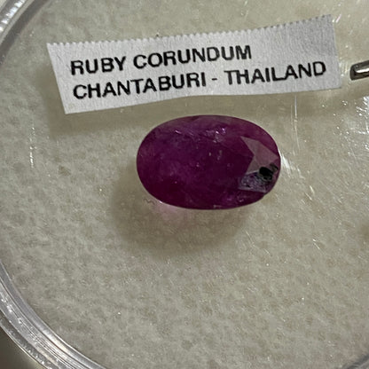 RUBY CORUNDUM NATURAL GEMSTONE : CHANTHABURI PROVINCE, THAILAND 1.45Ct MFG4995