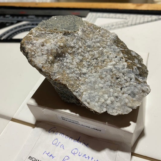 GISMONDINE [RARE ZEOLITE] : OSA QUARRY, OSTERIA DELL OSA, ROME ITALY 241g MF4699