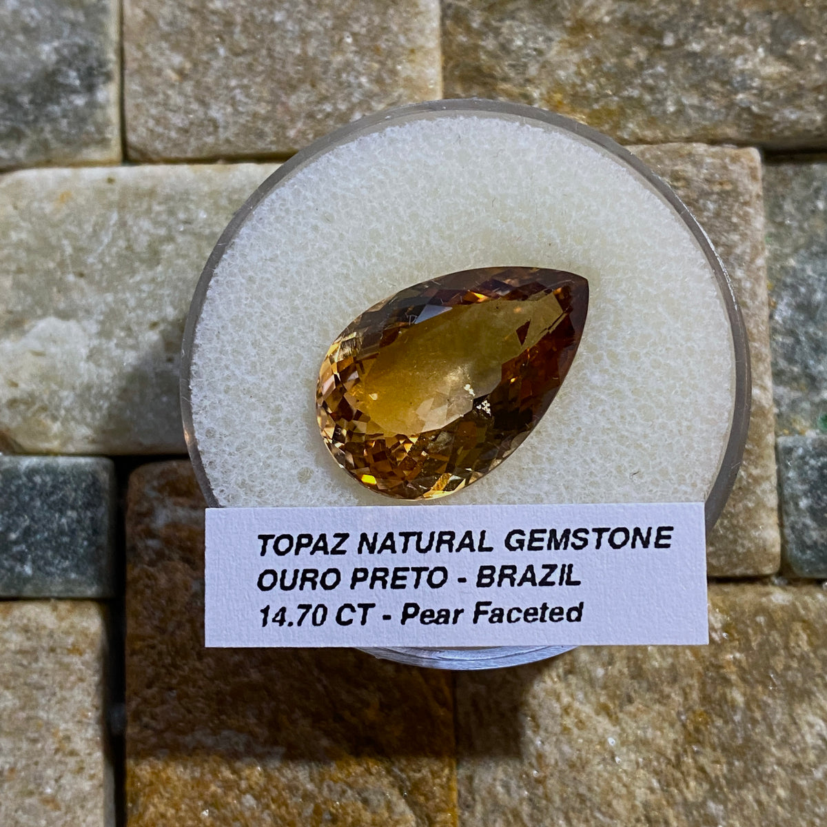 TOPAZ NATURAL GEMSTONE : OUR0 PRETO, MINAS GERAIS, BRAZIL  14.65Ct  MFG4997