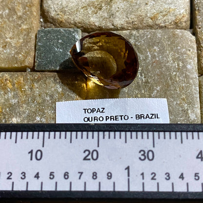 TOPAZ NATURAL MINED GEMSTONE :  OURO PRETO, MINAS GERAIS, BRAZIL 13.10Ct. MFG4998