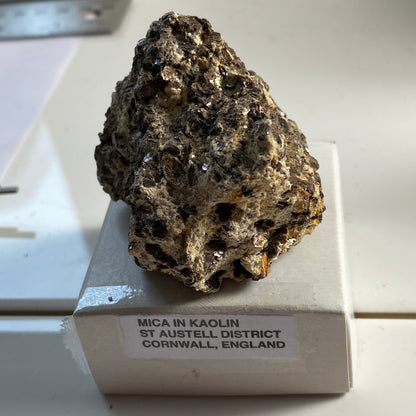 MICA IN KAOLIN - ST AUSTELL, CORNWALL, ENGLAND 108g. MF28