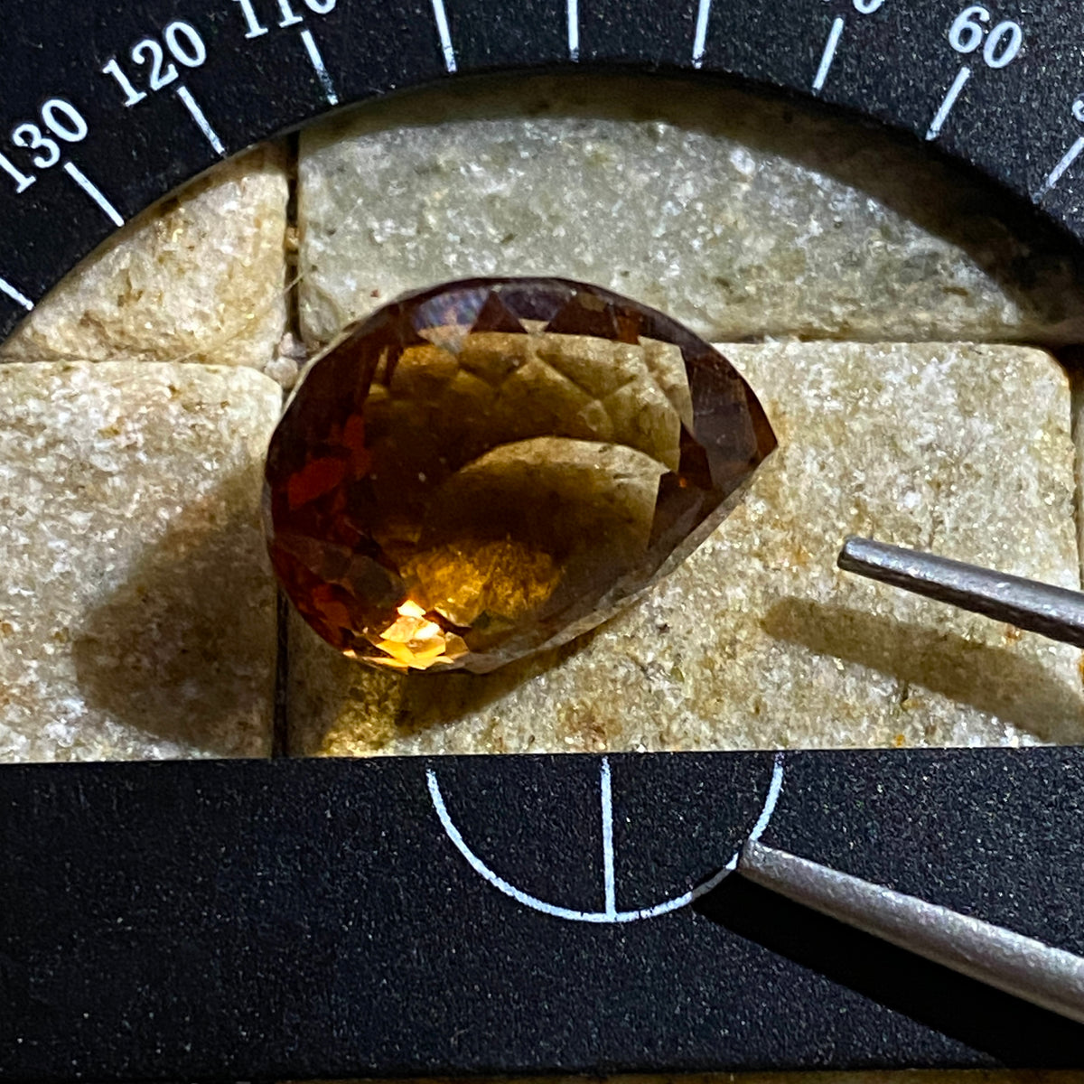 TOPAZ NATURAL MINED GEMSTONE :  OURO PRETO, MINAS GERAIS, BRAZIL 13.10Ct. MFG4998