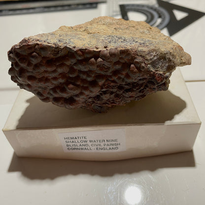 HEMATITE : SHALLOW WATER MINE, BLISLAND, CORNWALL - 250g MF4700