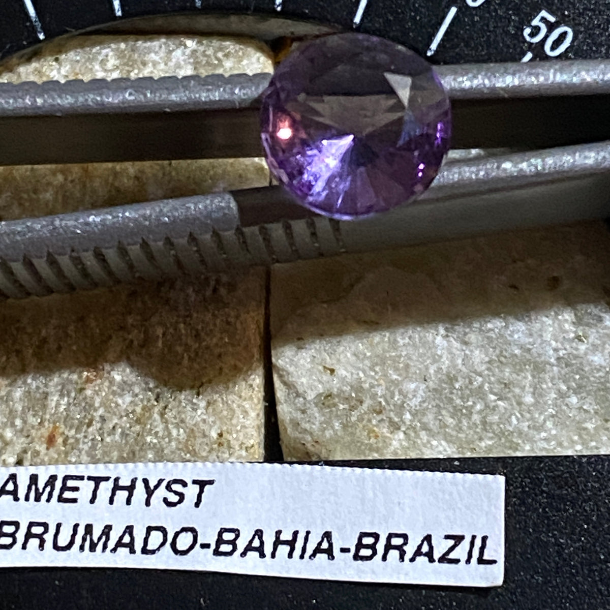AMETHYST QUARTZ NATURAL GEMSTONE : BRUMADO, BAHIA, BRAZIL. 1.40Ct. MFG4999