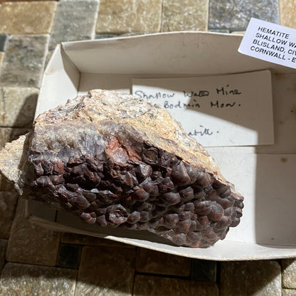 HEMATITE : SHALLOW WATER MINE, BLISLAND, CORNWALL - 250g MF4700