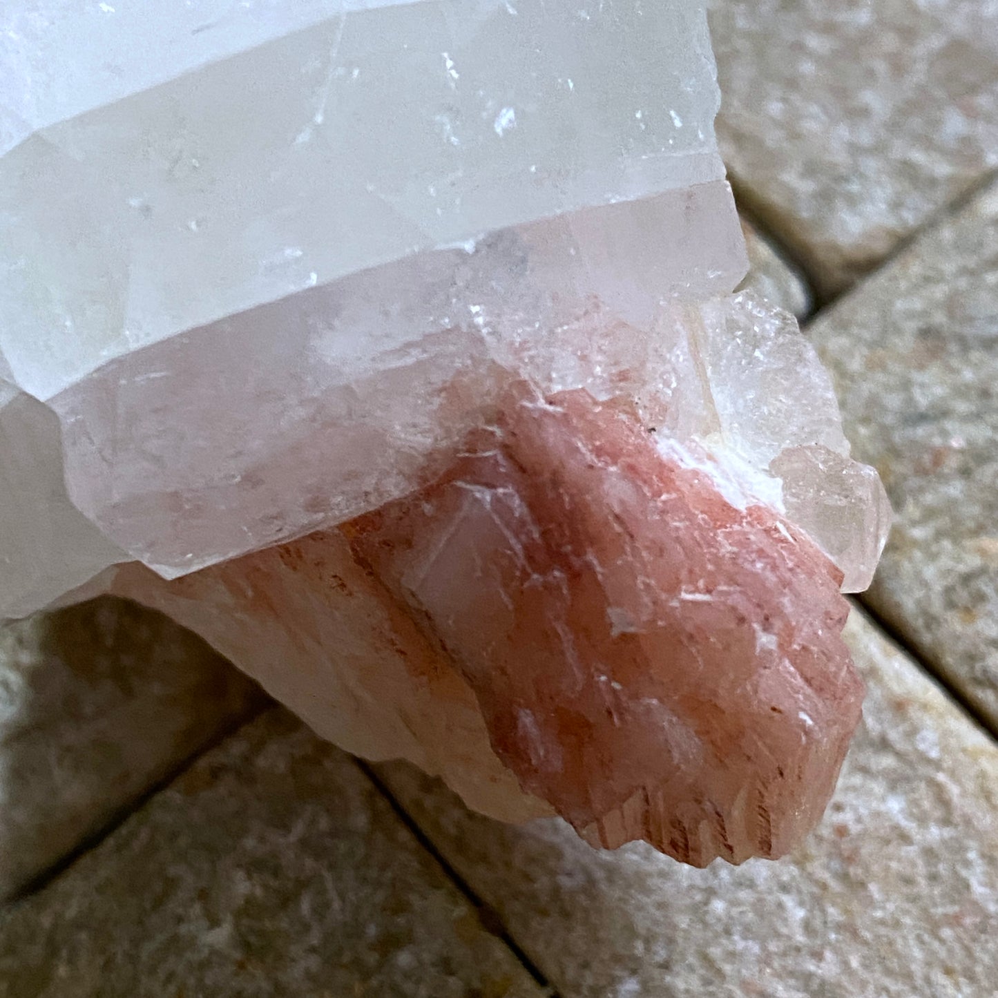 APOPHYLLITE WITH STILBITE - PUNE, MAHARASHTRA, INDIA. 75g. MF3088