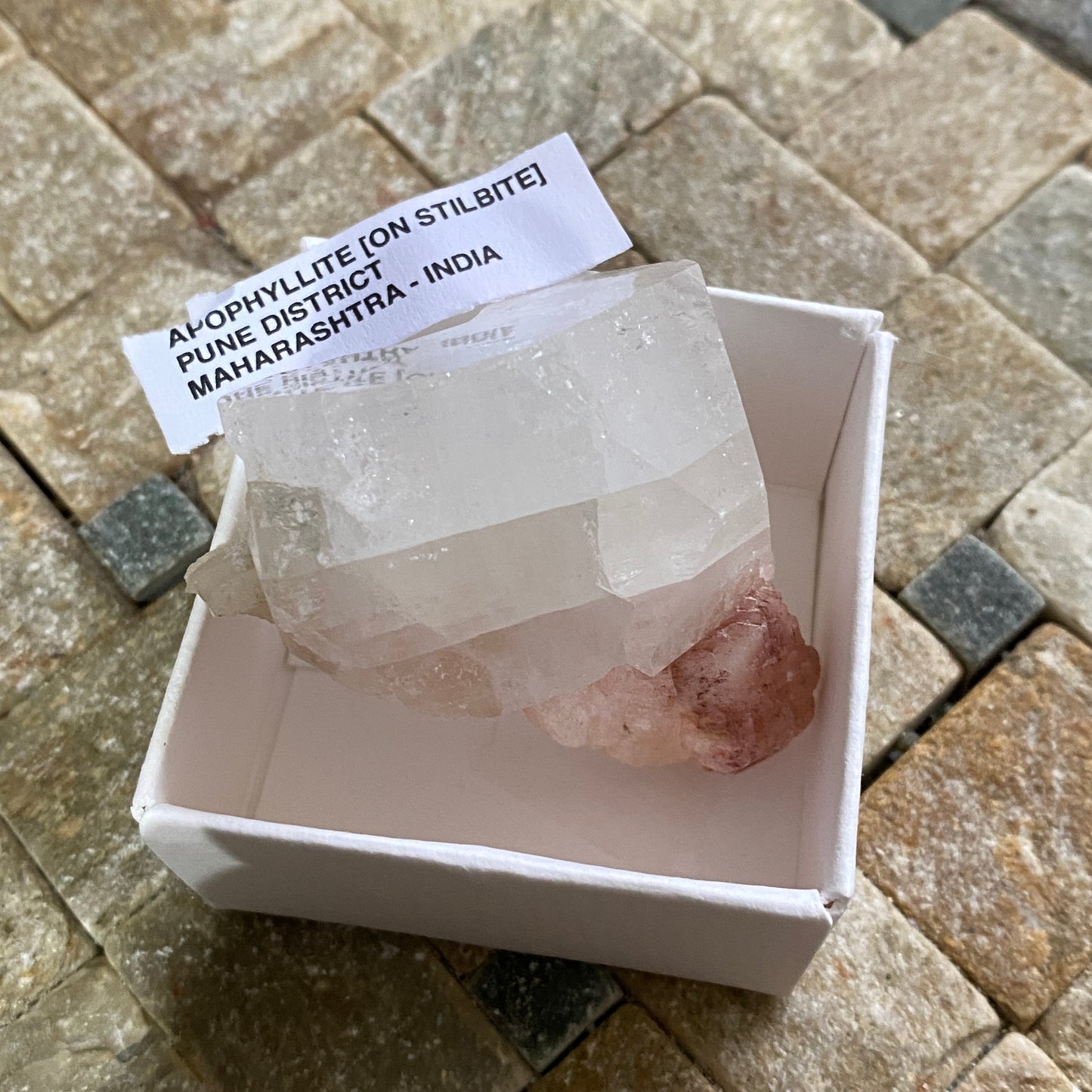 APOPHYLLITE WITH STILBITE - PUNE, MAHARASHTRA, INDIA. 75g. MF3088