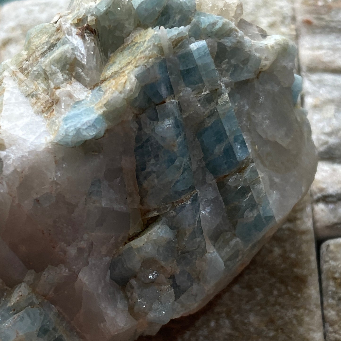 AQUAMARINE BERYL - SHENGUS, GILGIT-BALTISTAN, PAKISTAN  34g MF747