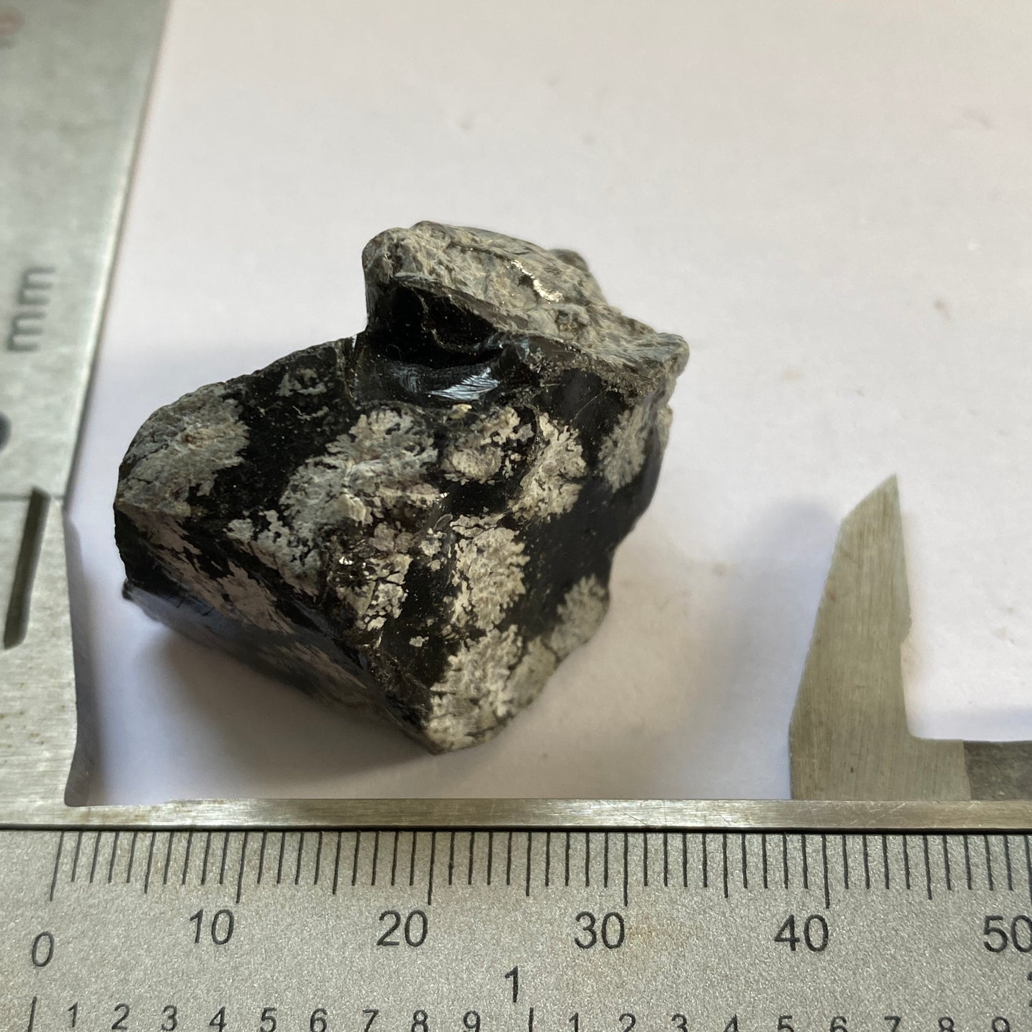 OBSIDIAN WITH CHRISTOBALITE [ SNOWFLAKE OBSIDIAN]  - ARIZONA, U.S.A. MF3661