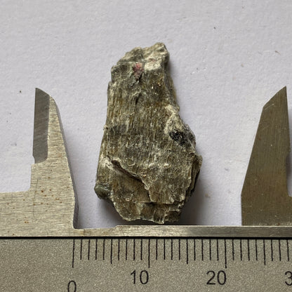 DELHAYLITE [DELHAYELITE] - YUKSPOR MOUNTAIN, MURMANSKI, RUSSIA 3g MF712