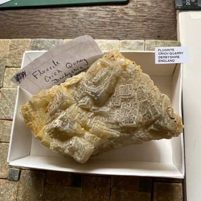 FLUORITE INTERGROWN CRYSTAL HABIT: CRICH QUARRY, DERBYSHIRE 660g MF4707