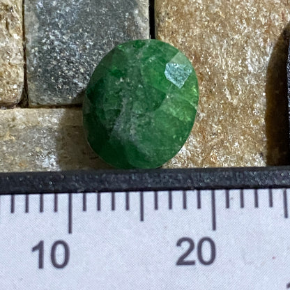 TSAVORITE GARNET RARE GEMSTONE : MERELANI HILLS, LELETANI MOUNTAINS, TANZANIA 4.36Ct MFG6006