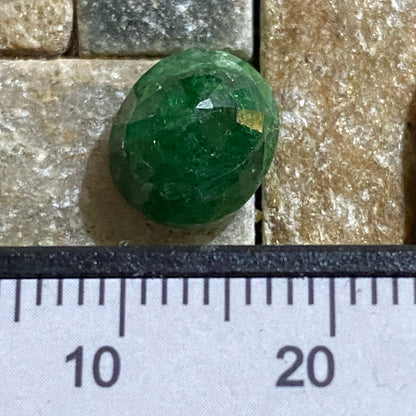 TSAVORITE GARNET RARE GEMSTONE : MERELANI HILLS, LELETANI MOUNTAINS, TANZANIA 4.36Ct MFG6006