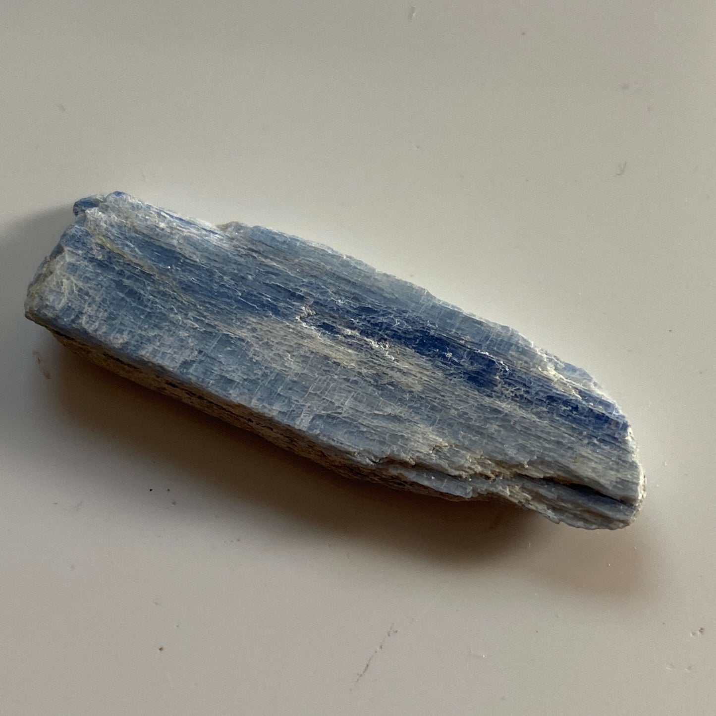 KYANITE x 6 CRYSTAL BLADES - QUSONG, LHOKA, TIBET. TOTAL 22g. MF3505