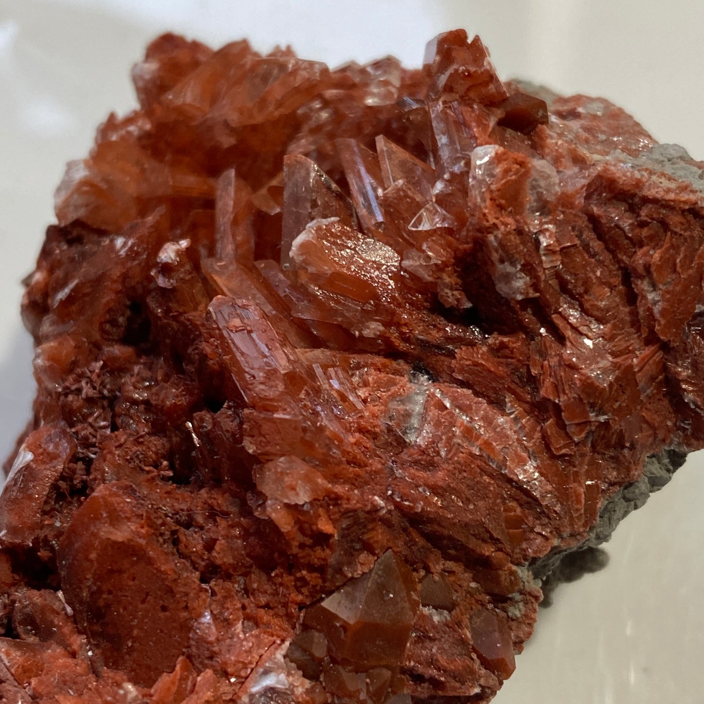 SELENITE WITH QUARTZ `; CHELLA MOUNTAIN, VALENCIA, SPAIN 87g MF4708